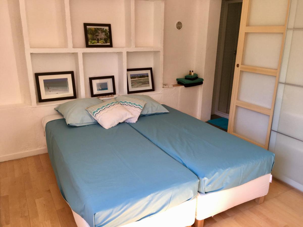 Bed,Kitchen And Swimming Pool Villa Esterel Saint-Raphael (Var) Exterior foto