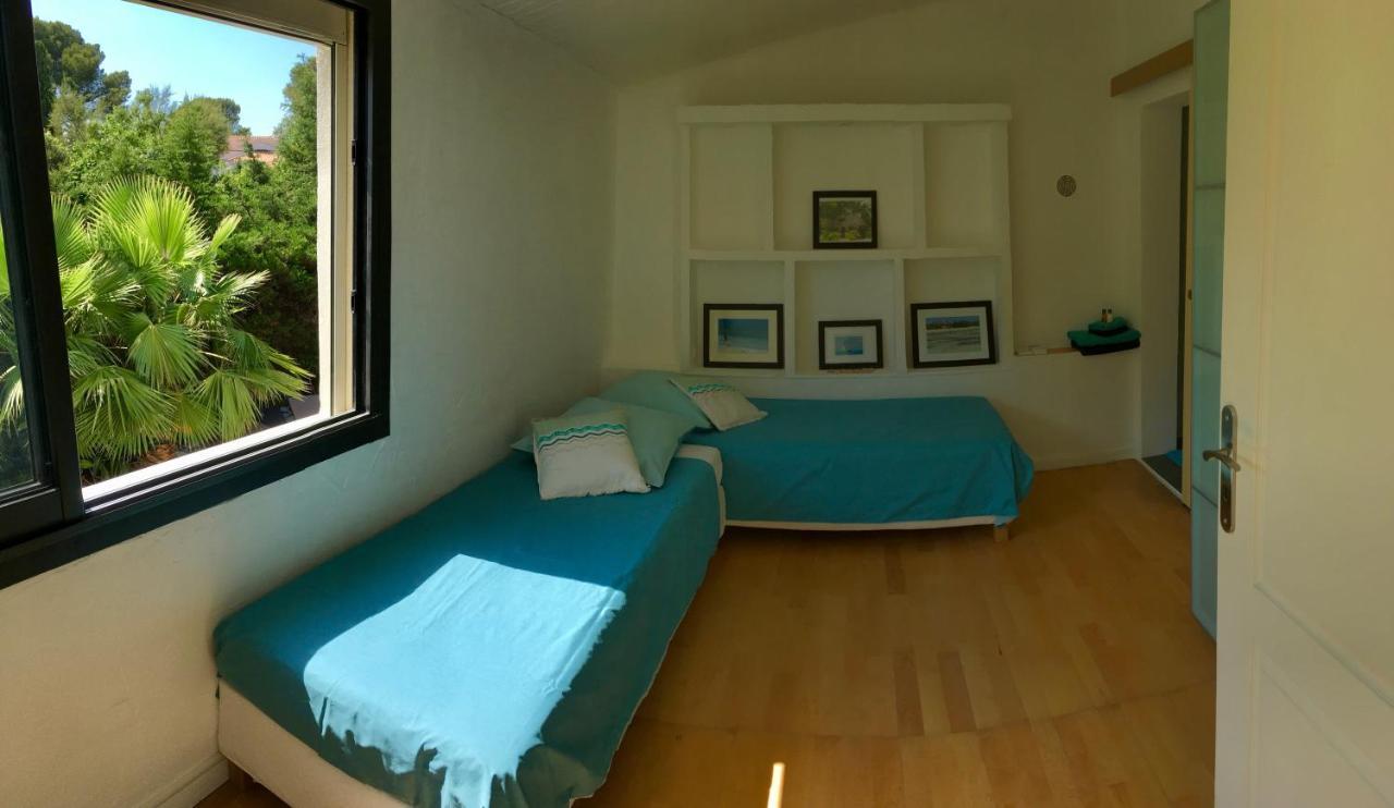 Bed,Kitchen And Swimming Pool Villa Esterel Saint-Raphael (Var) Exterior foto
